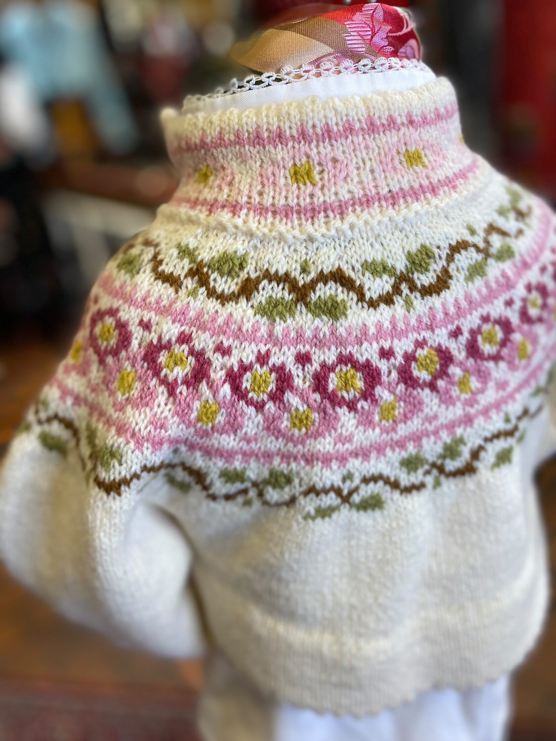 BUNADSTRIKK HEFTE Iben tilpasset barnebunad/drakt med blomsterbroderier