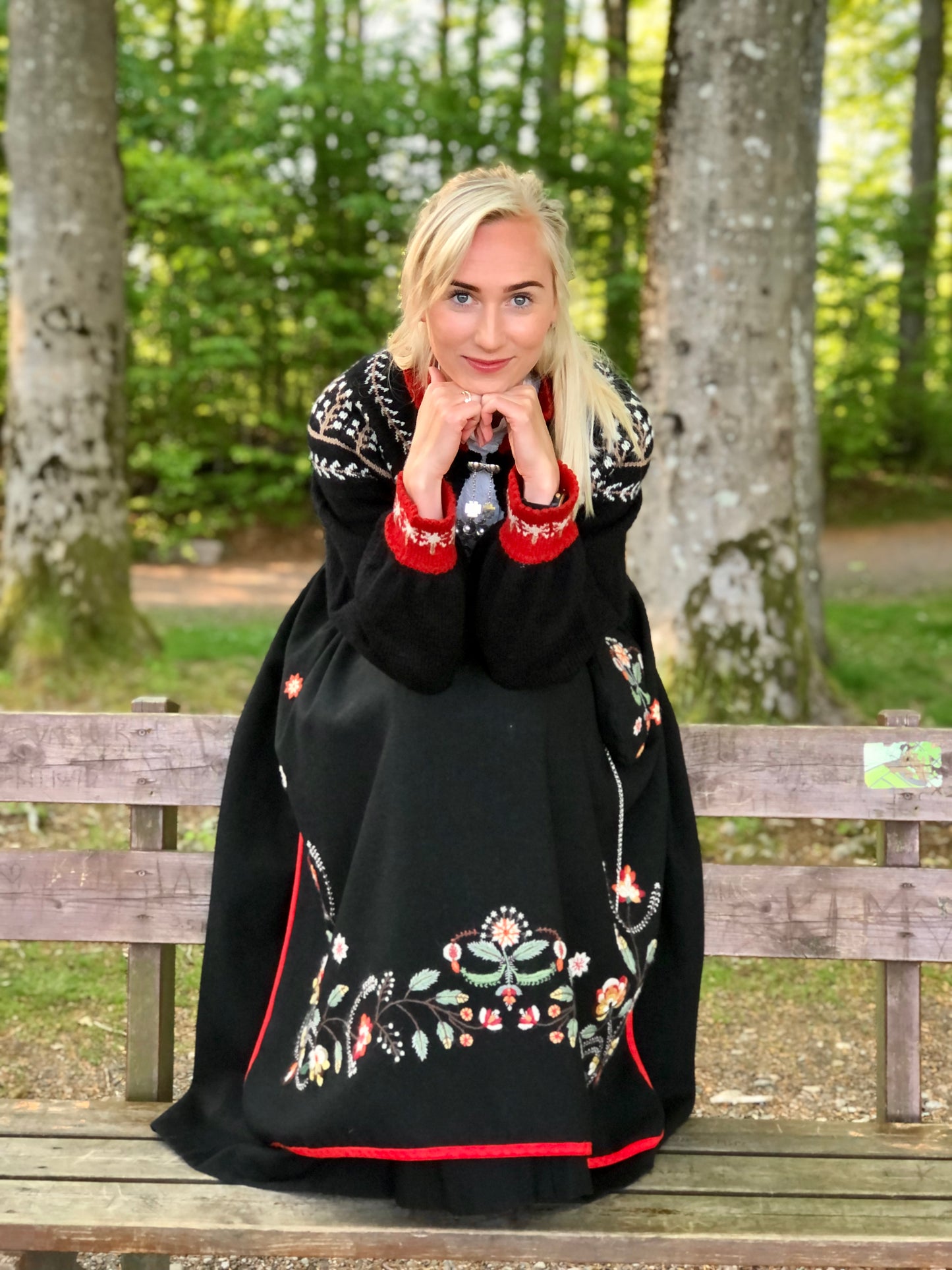 BUNADSTRIKK HEFTE Linda tilpasset Rogaland, Løland