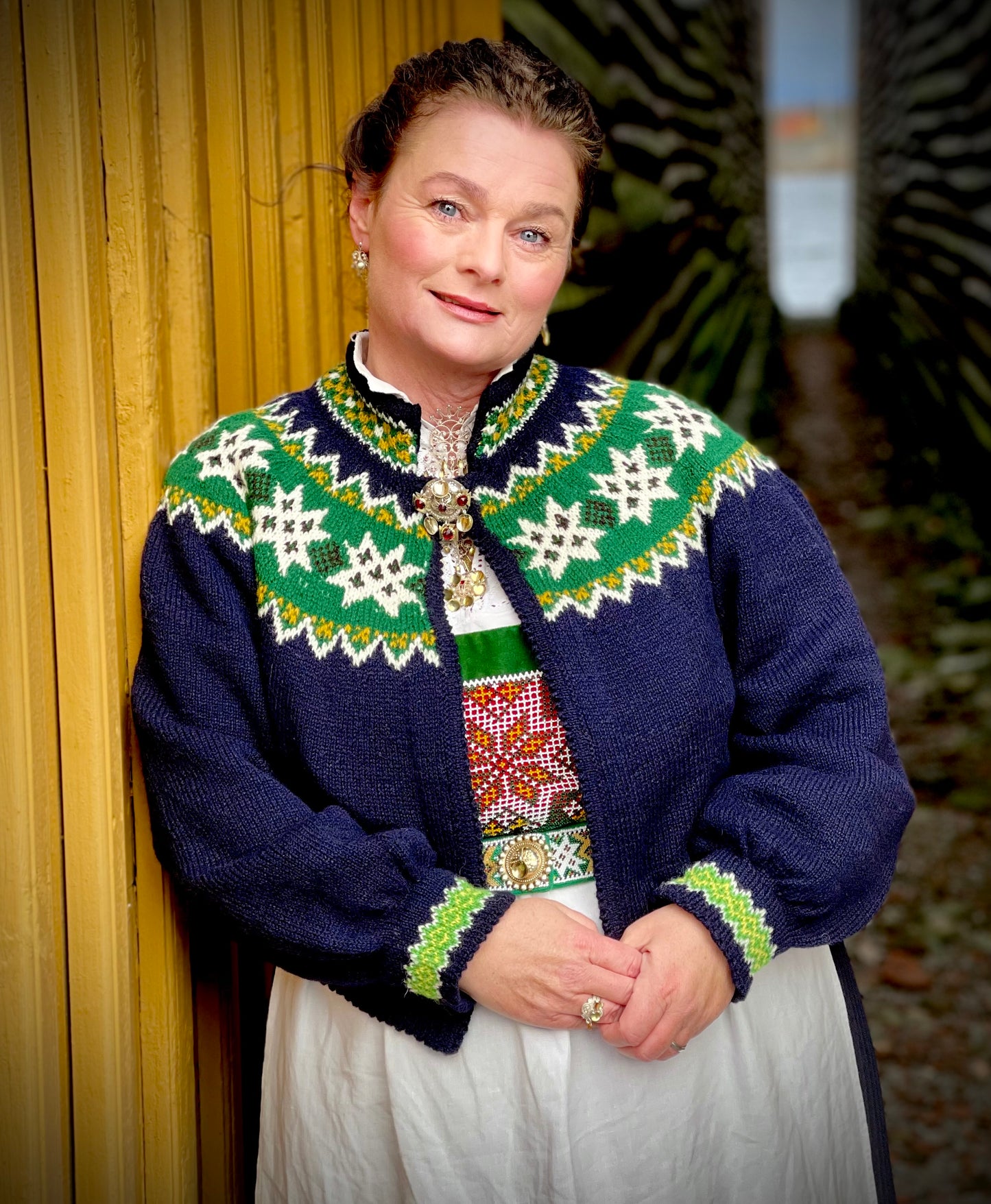 BUNADSTRIKK HEFTE Kari tilpasset bunadene fra Nordhordland og Hardanger